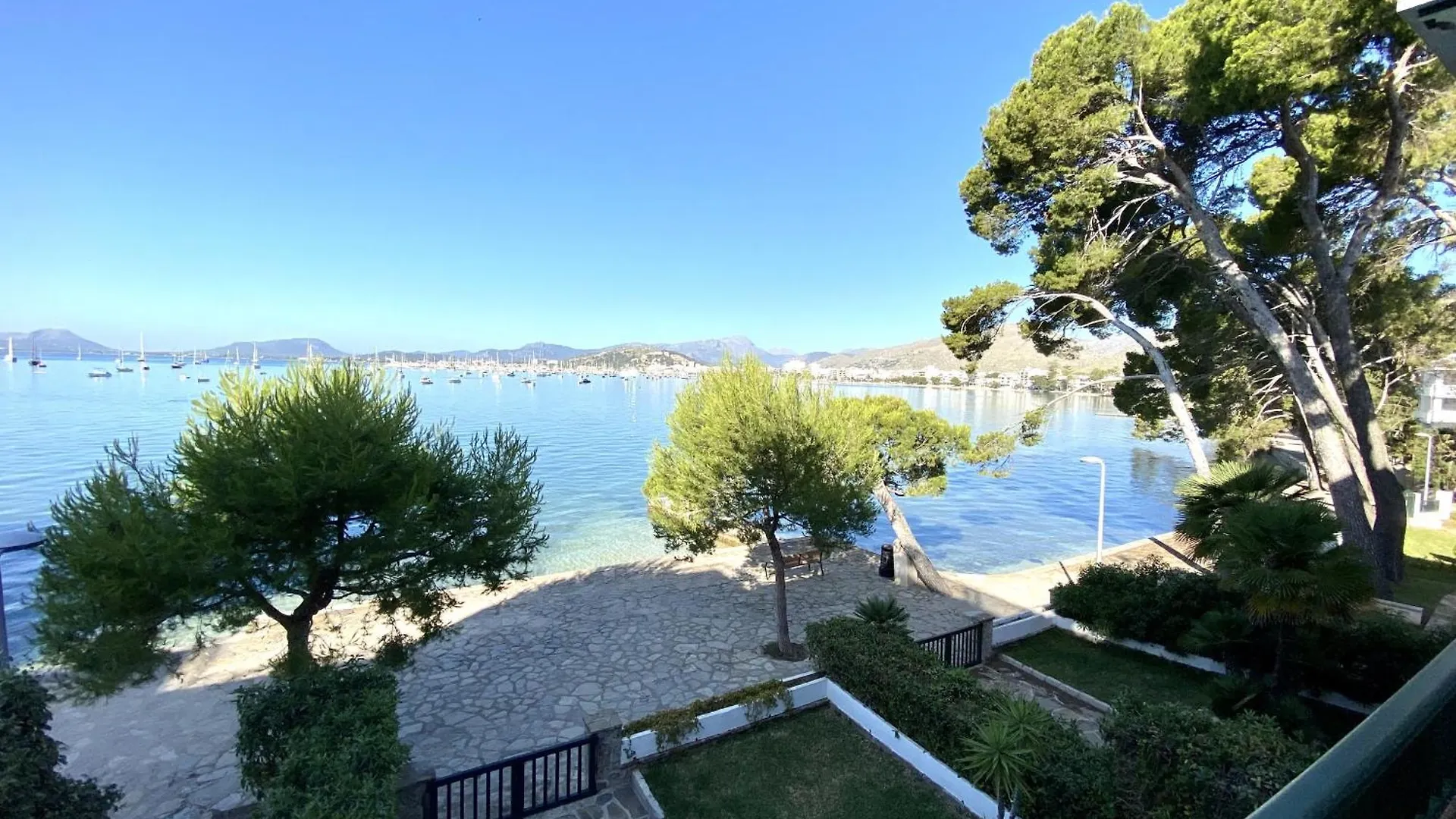 Kika Pinewalk Daire Port de Pollença İspanya